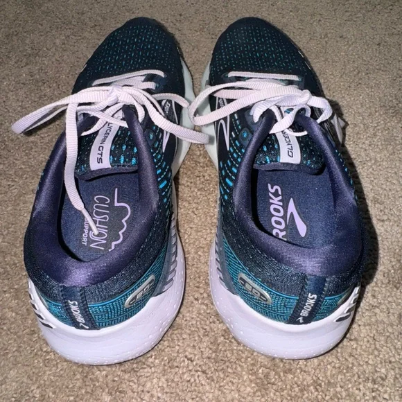 Brooks Women's Running Shoes - Navy and Pink💙 - Picture 4 of 7